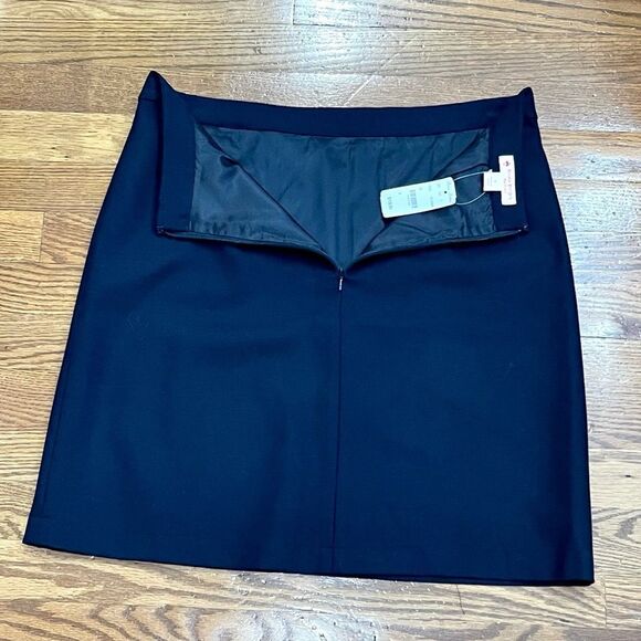 Brooks Brother Red Fleece Navy Laced Wool Blend Skirt. Size 6 - Picture 4 of 13